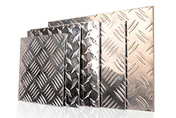 Plato de tratamiento de aluminio a cuadros brillantes